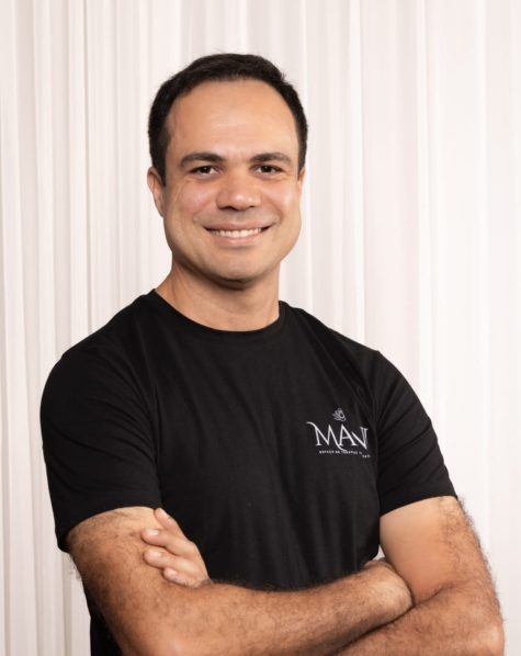 Artur Grossi Terapeuta no Espaço Mani em Belo Horizonte {{brizy_dc_image_alt imageSrc=